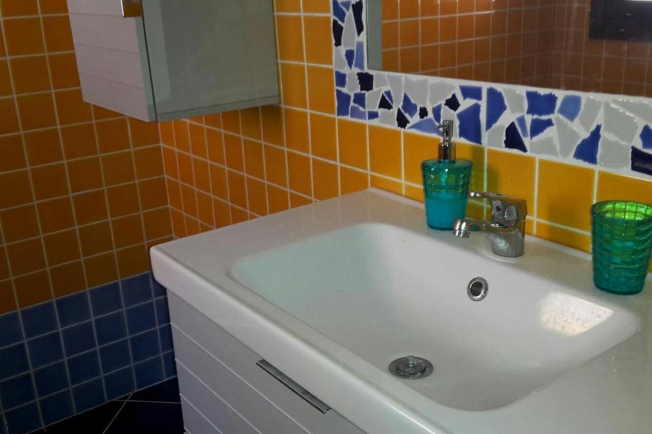 Appartamento Centralissimo In San Teodoro San Teodoro  Buitenkant foto